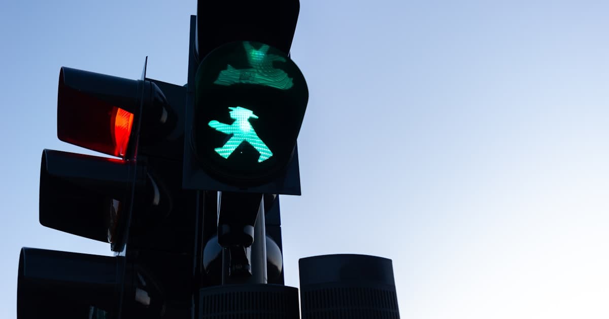 9 Buying Signals You Should Be Monitoring (But Probably Aren't)