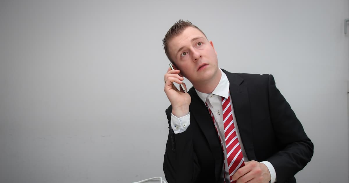 Enterprise Sales Strategy: How to Land and Expand Large Accounts